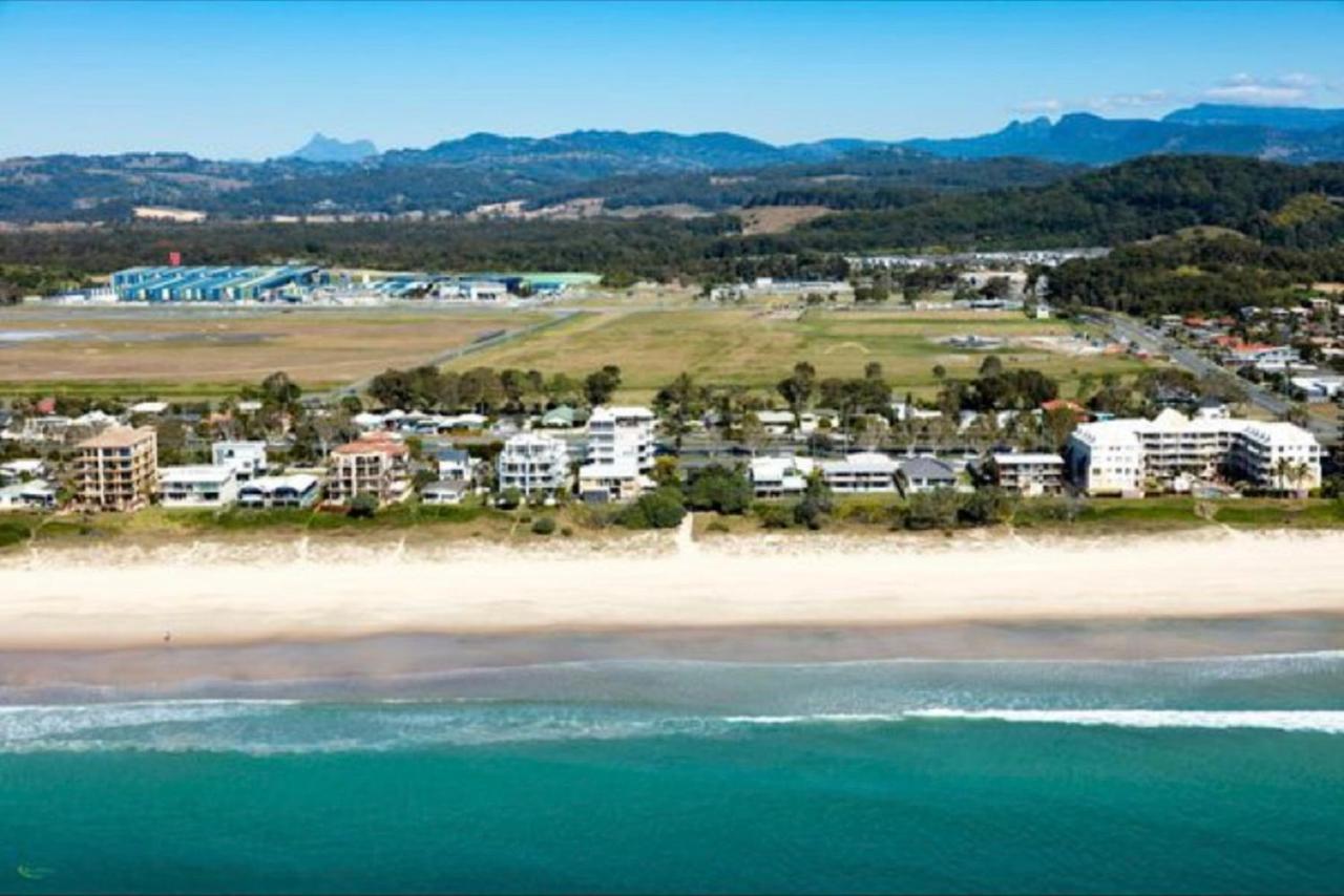 Crystal Beachfront Apartments Gold Coast Esterno foto